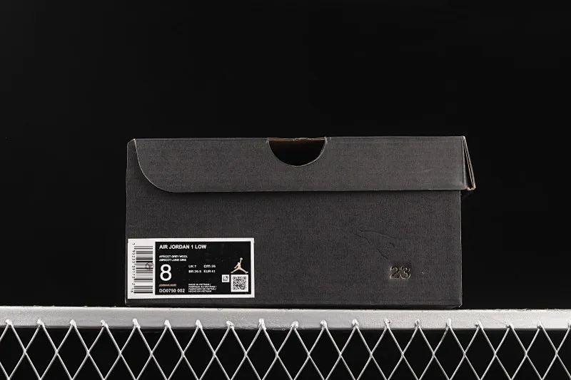All Categories Air Jordan Jordan Series Basketball Shoes Air Jordan 1 Low Air Jordan 1 Low "Sherpa Fleece" AJ1 Joe 1 Beige Velvet Low-top Cultural Leisure Sports Basketball Shoes DO0750-002